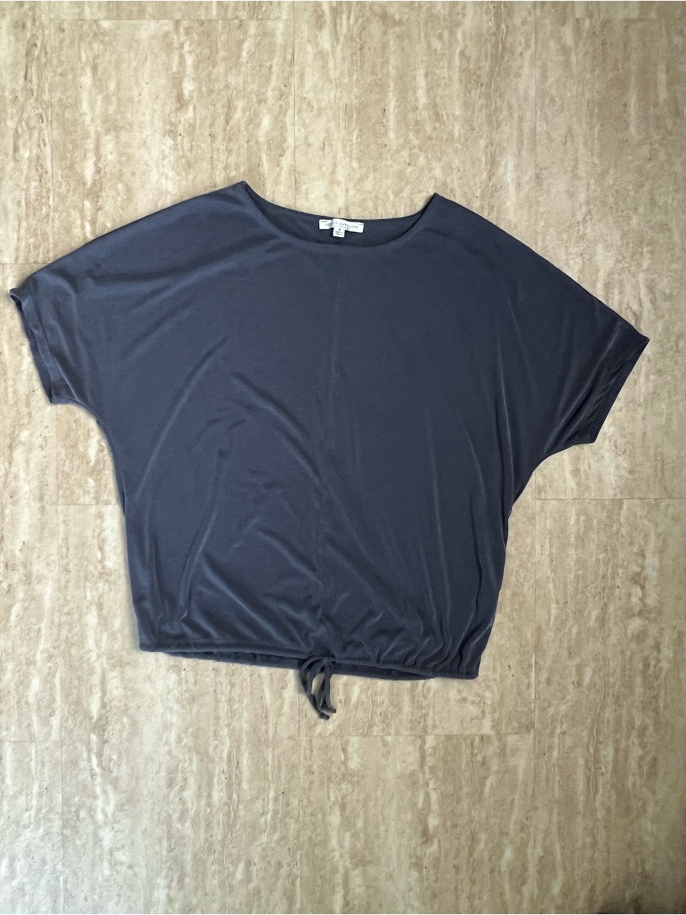 Green Envelope LA Relaxed Tie-Hem Dusty Navy Textured Short Sleeve Top Medium